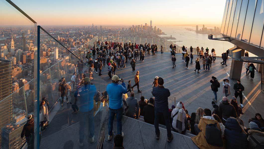 Scenic Midtown Manhattan Night Walking Tour + Sunset at The Edge