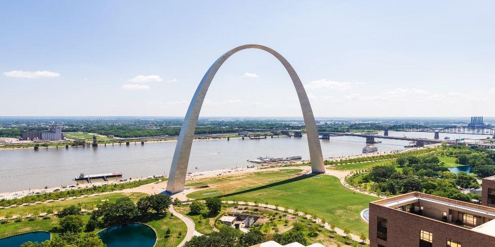 St. Louis tours