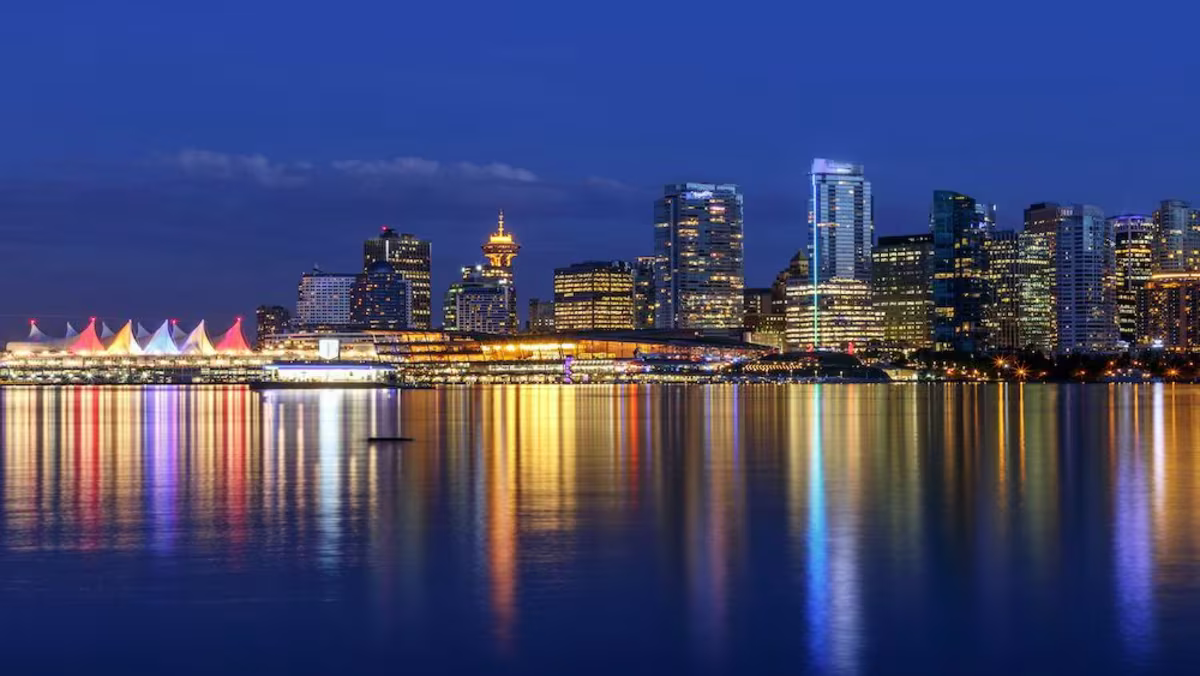 Scenic Vancouver Twilight Tour image 2